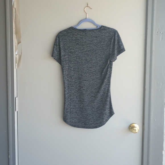 Embroidered Feather - Picture 3 of 6